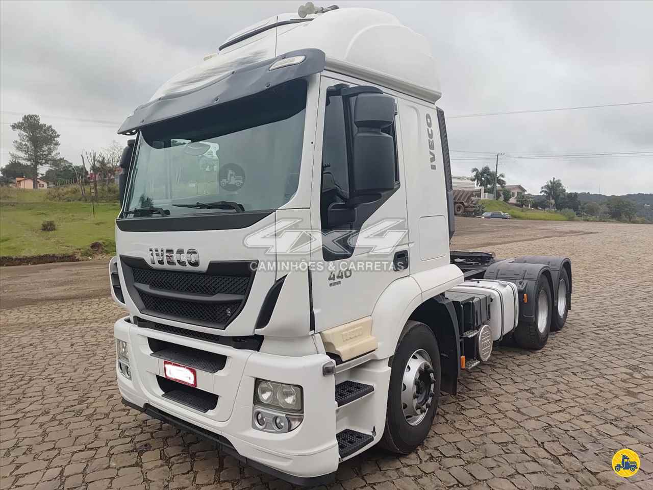 CAMINHAO IVECO STRALIS 440 HI ROAD Cavalo Mecânico Cavalo 6x2 4X4 Caminhões e Carretas  CONCORDIA SANTA CATARINA SC